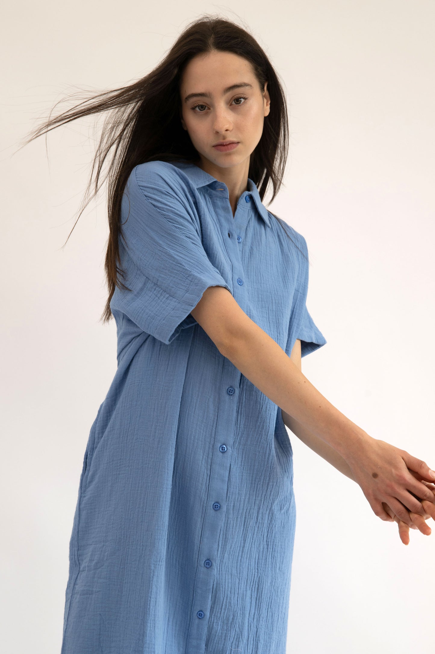 CAPRI - BLUE button down midi