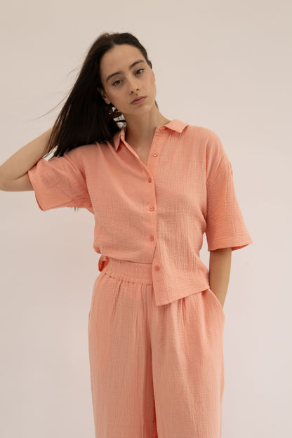 MAUI - CORAL SHORT SLEEVE BUTTON DOWN TOP