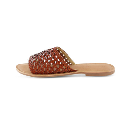 salt+umber Handwoven Leather Sandal in our signature open weave leather. Open weave design with slip-on style and our natural buff leather insole for maximum comfort. made in India
