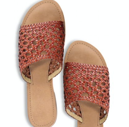 salt+umber Handwoven Leather Sandal in our signature open weave leather. Open weave design with slip-on style and our natural buff leather insole for maximum comfort. made in India